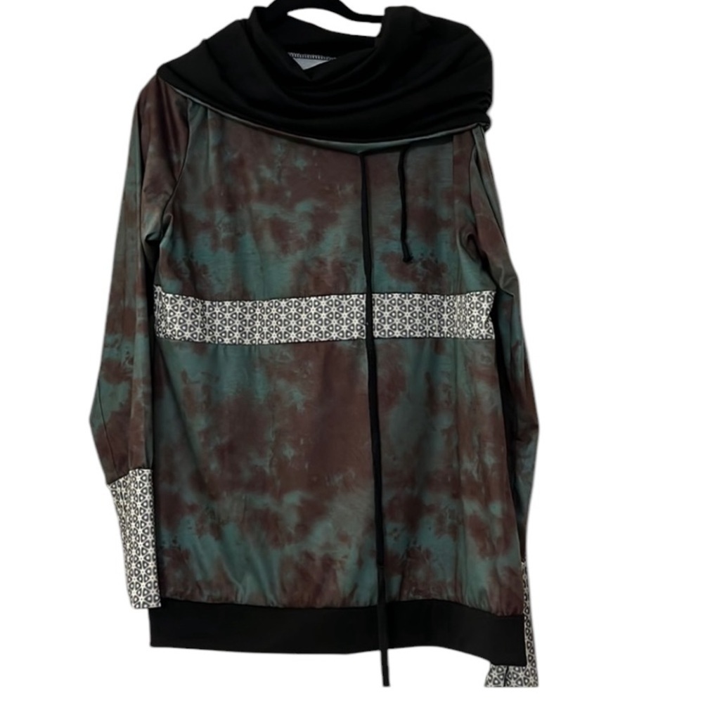 Cowl neck sweatshirt tie dye a greenish brown